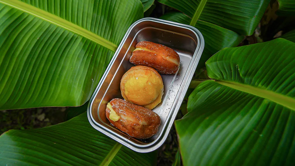 Best Malasadas on Maui Four Sisters Bakery