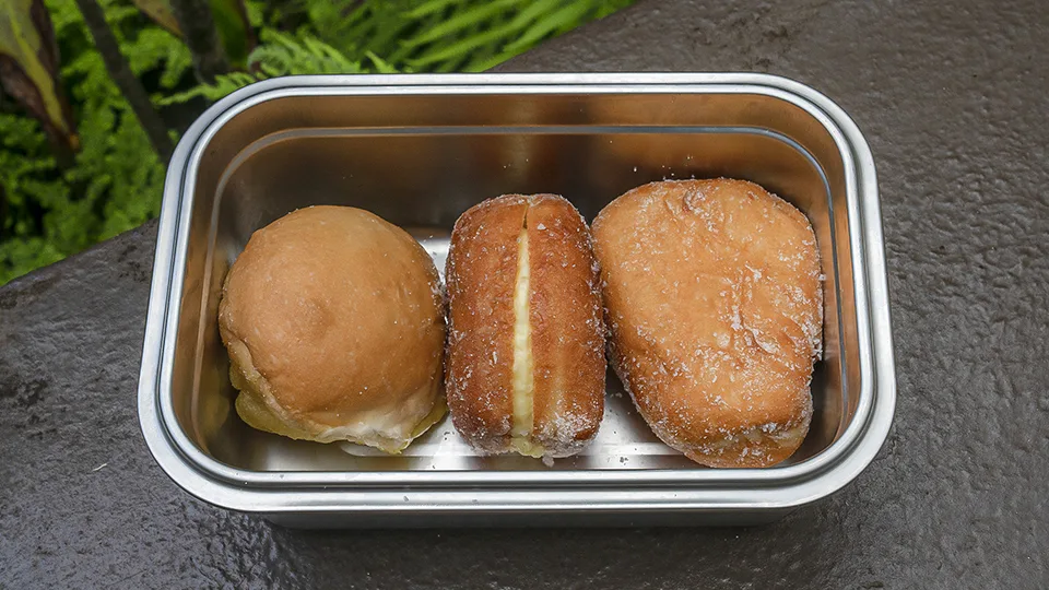 Best Malasadas on Maui Four Sisters Bakery