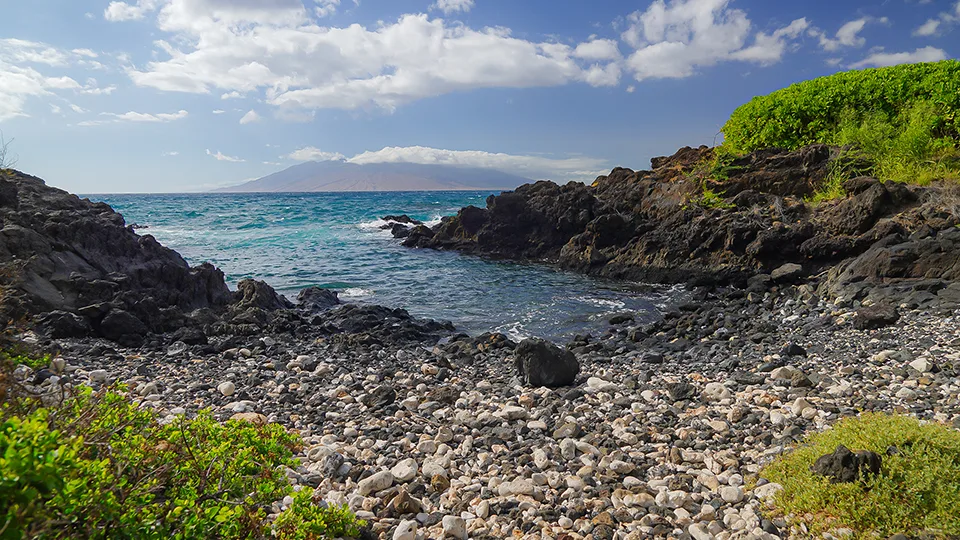 Maui Best Snorkeling at Five Caves