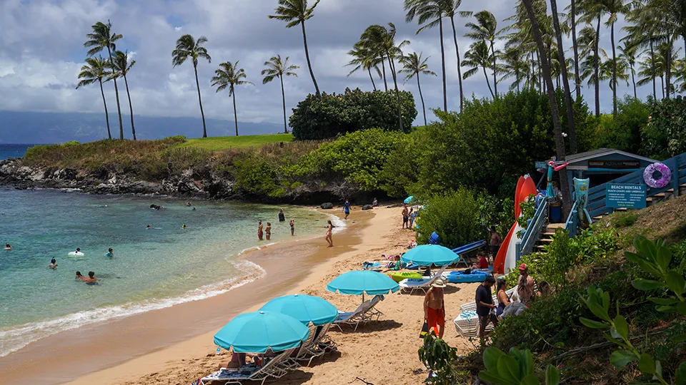 Snorkeling at Kapalua Bay Maui Hawaii