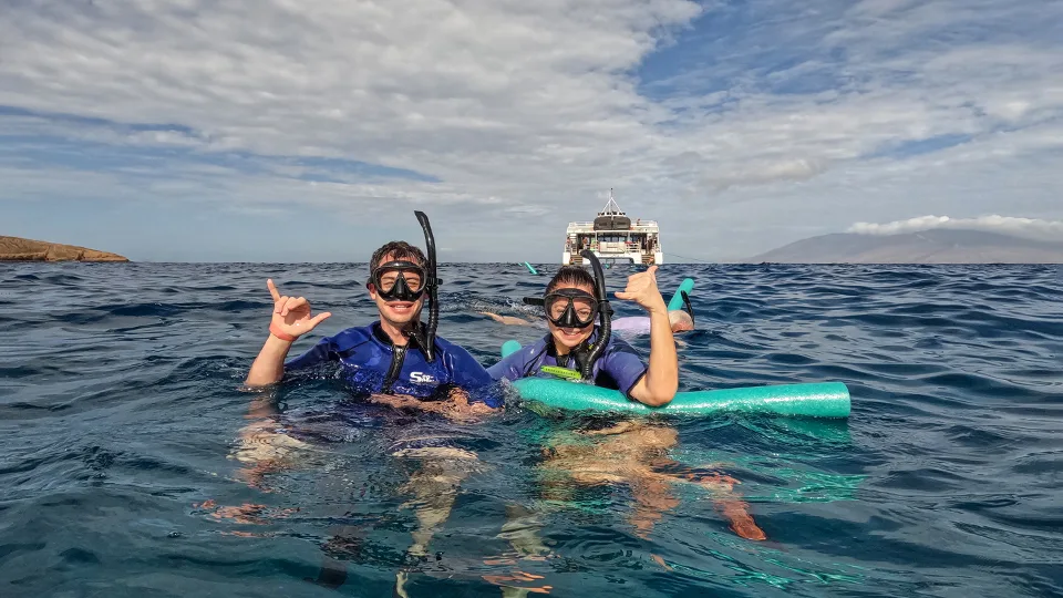 Couple on Molokini Snorkel Tour